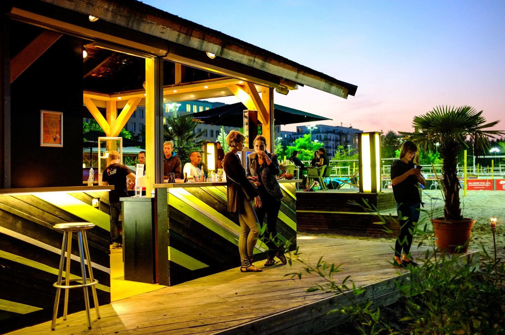 Cube Lodges Berlin Mitte エクステリア 写真